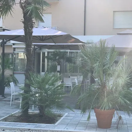 Hotel Elsa 2 2*